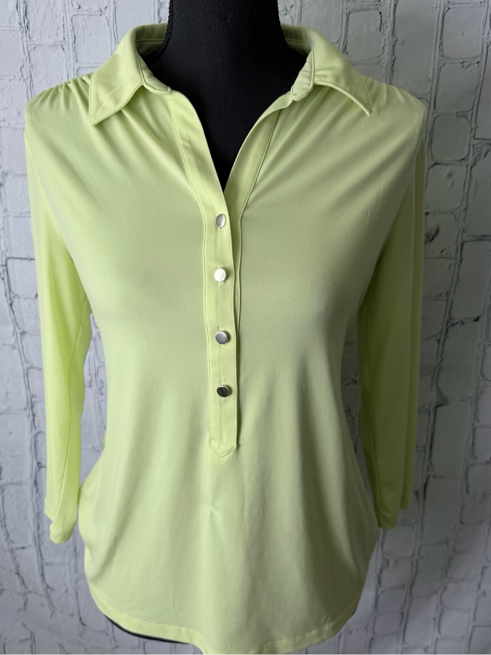 Premise Studio Lime Green 3/4 Sleeve Blouse Size M